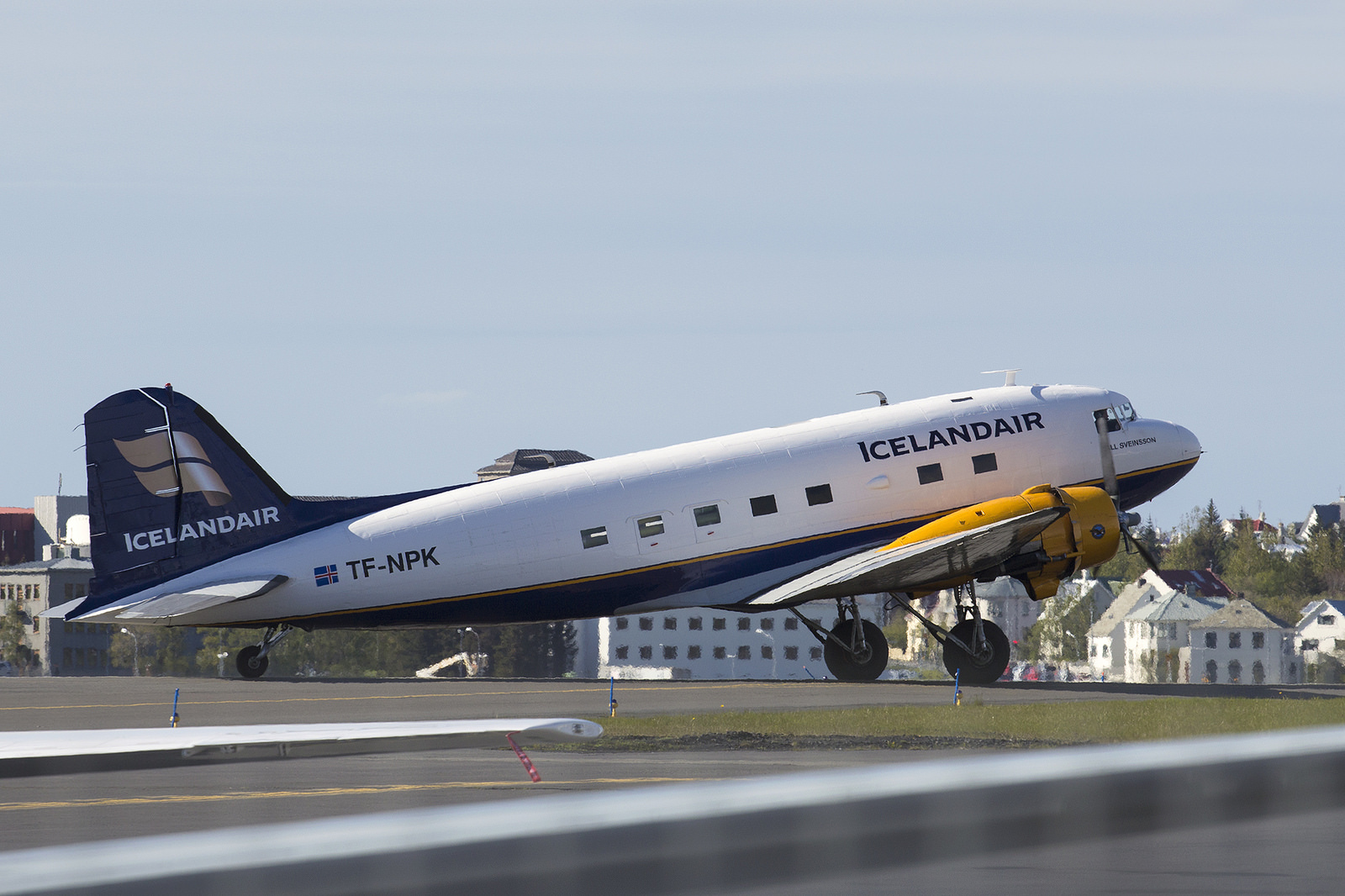 Douglas DC-3 reg. TF-NPK // Source: Karl Georg Karlsson