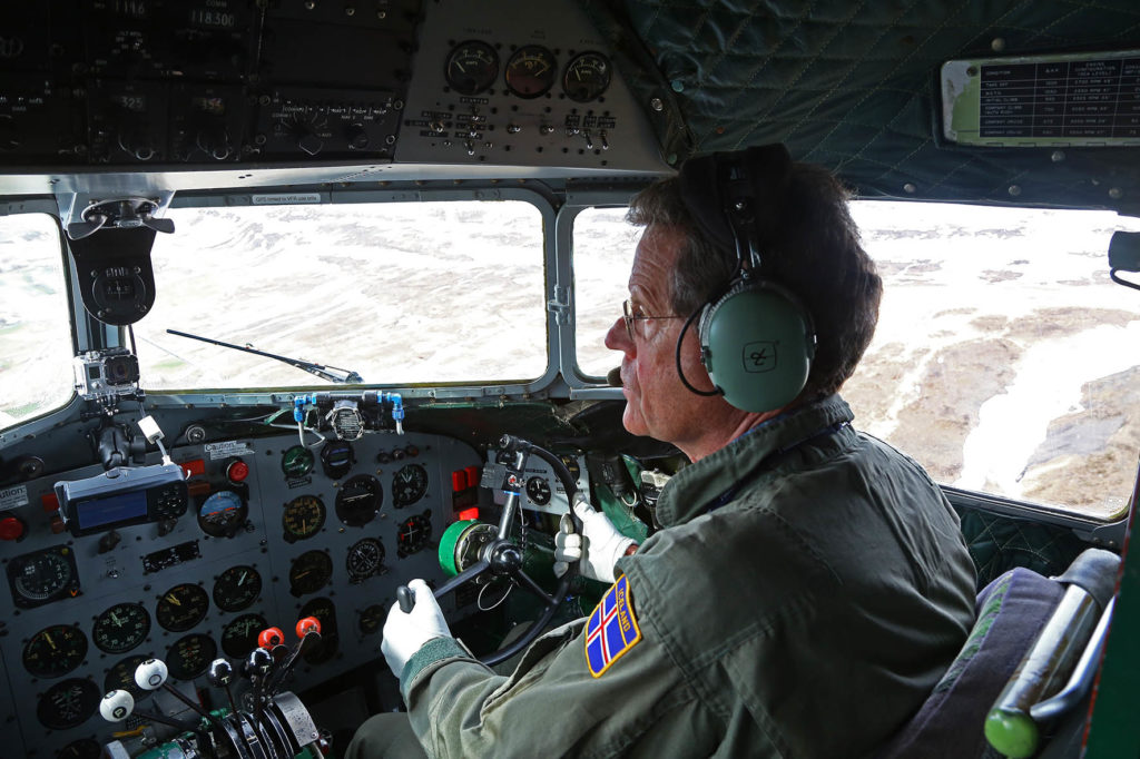 Hallgrimur Jónsson is piloting the DC-3 reg. TF-NPK // Source: Flugsafn Íslands (Hörður Geirsson)