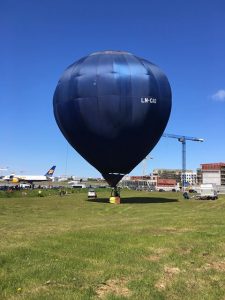 Air balloon on Reykjavik Airshow 2019 // Source: Mantea Tudor