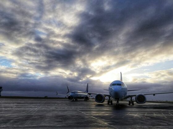 Icelandair Boeing 737 MAX in Keflavik // Source: Radek Werbowski