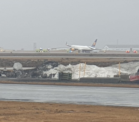 Icelandair's plane expreinced gear's collapse in Keflavik // Source: Flugblogg's readers