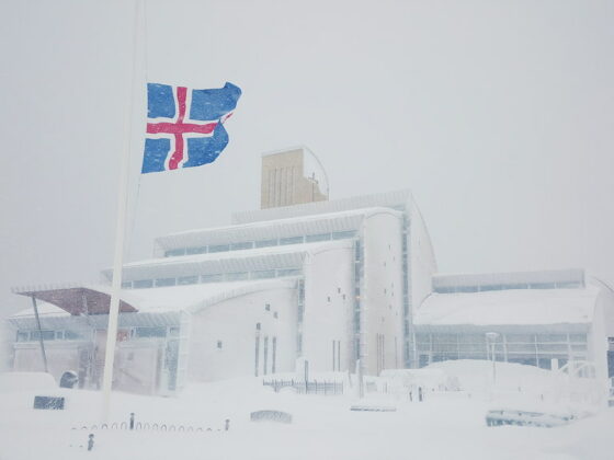 Blizzard in Ísafjörður // Source: hiveminer.com