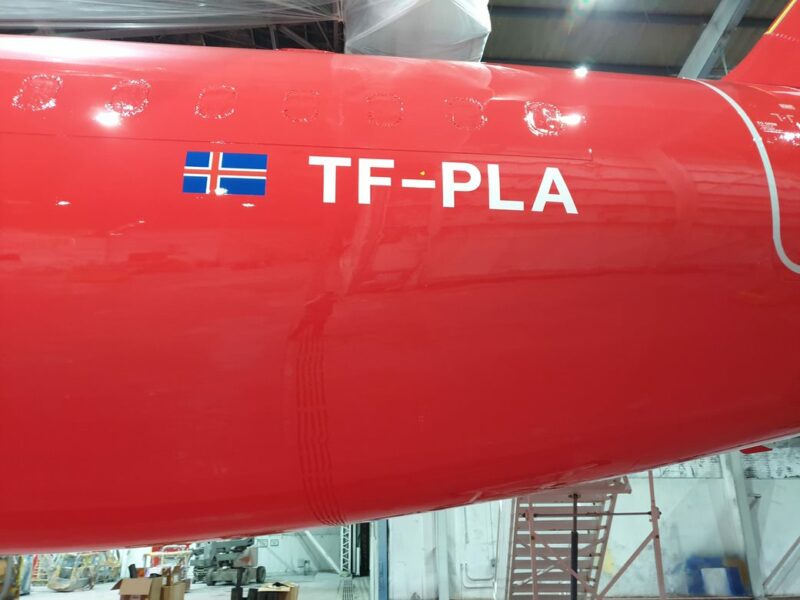 Play airlines Airbus A321neo with reg. TF-PLA getting new livery in Amarillo // Source: Play airline
