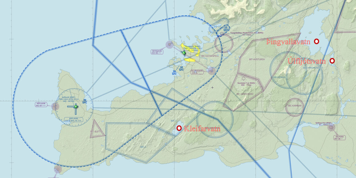 The search is going in the areas near Þingvallavatn and Úlfljótsvatn, a report was about a distress signal near Kleifarvatn lake // Source: Skyvector.com